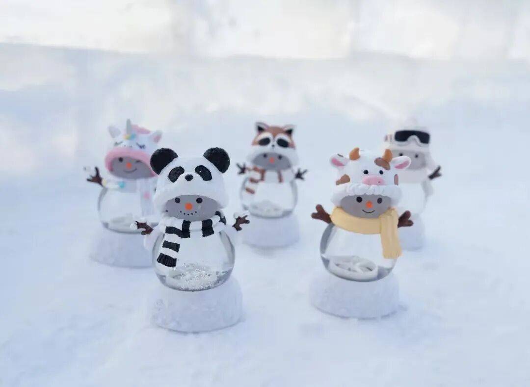 法｜哈尔滨冰雪大世界让童话记忆可触可藏AG真人国际厅百余款文创解锁冰雪新玩(图4)